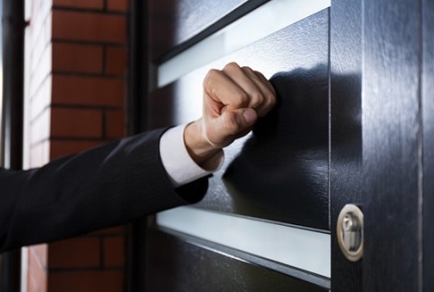 Are Door to Door Alarm Sales a Scam?