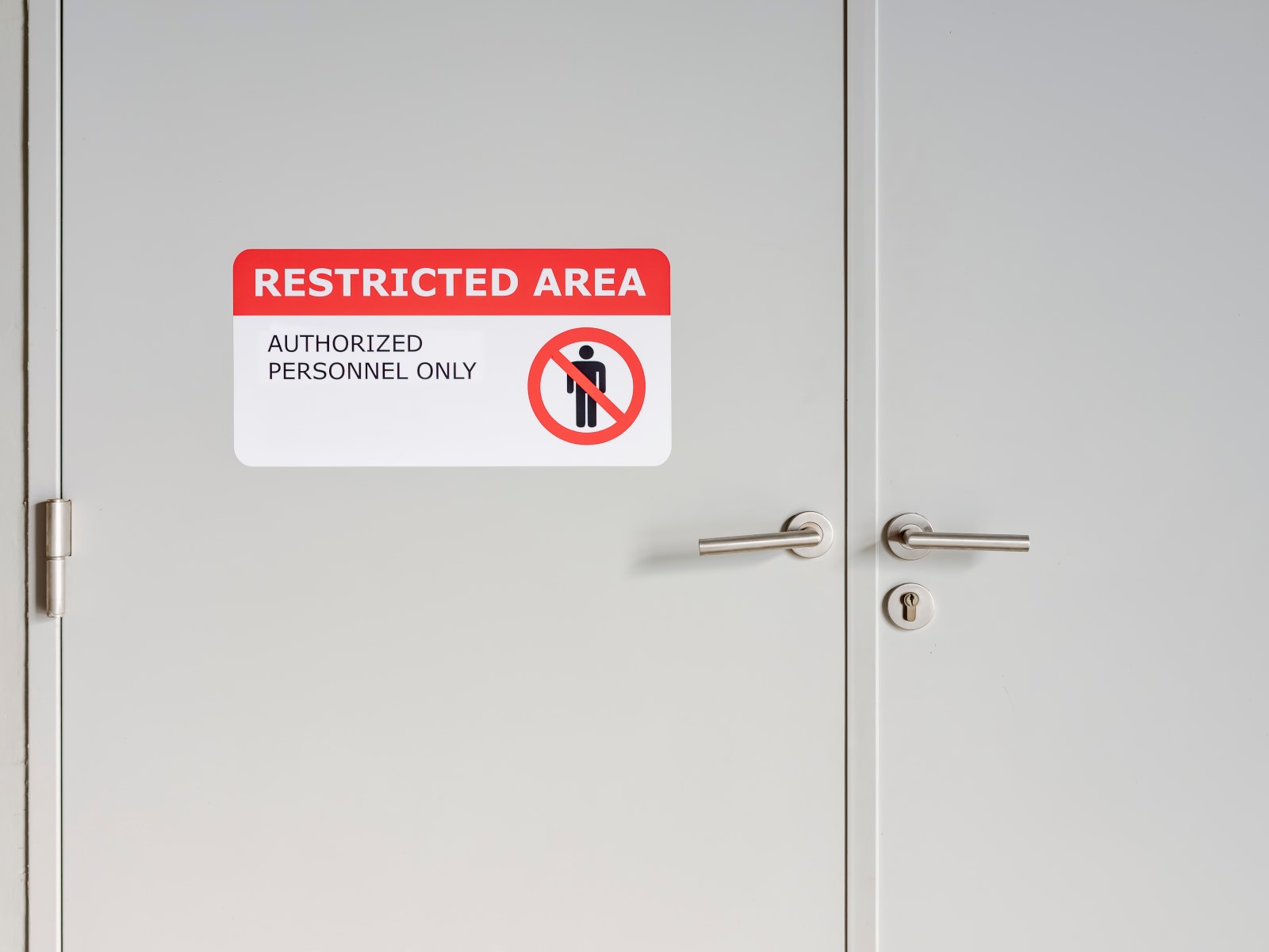 healthcare security systems can monitor restricted areas giving only authorized staff access